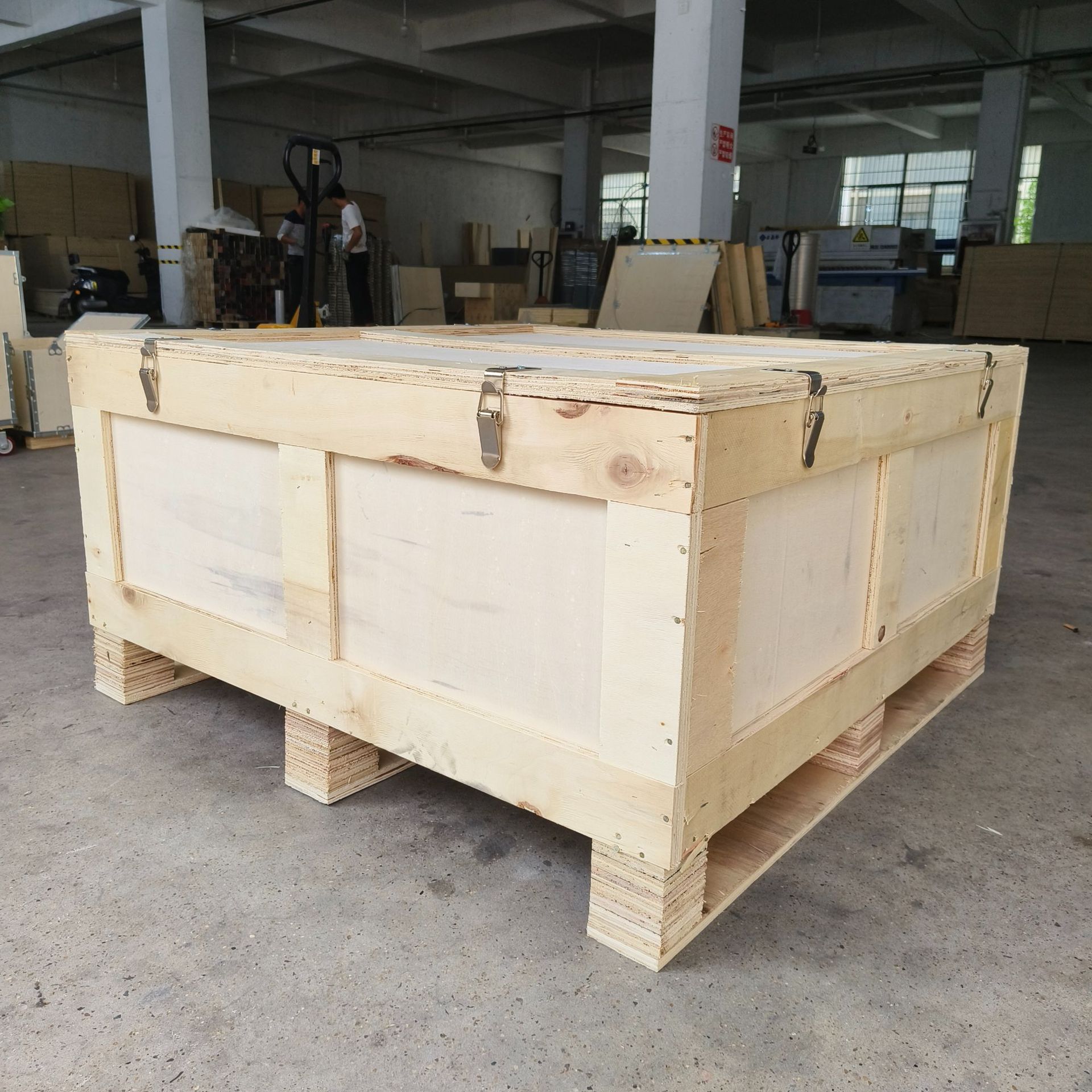 Picture of export wooden case non-fumigation large industrial equipment packaging wooden case plywood machinery equipment transport wooden case