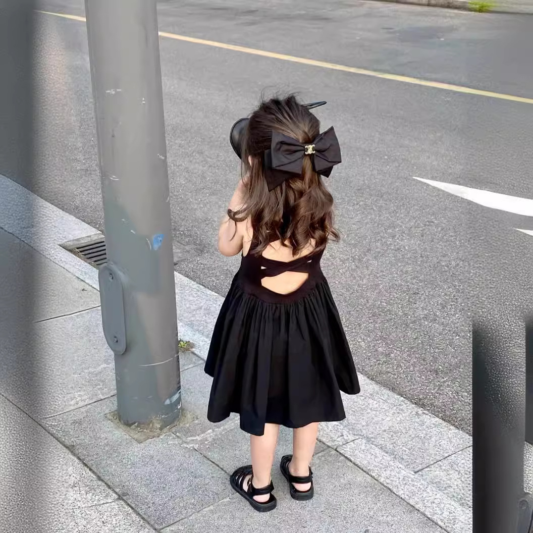 Picture of Girls Dress 2024 Summer Dress Girls Skirt Temperament Backless Cross Beach Suspender Skirt Discreet Tank Top
