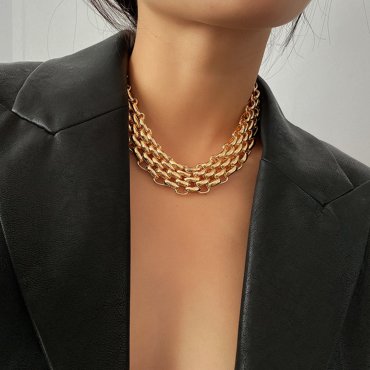 Yunlong European and American Cross-Border Jewelry Exaggerated Punk Thick Chain Clavicle Chain Retro Simple Metal Sweater Chain Necklace for Women