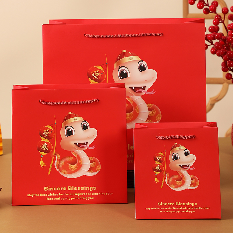 in stock 2025 Year of the Snake New Gift Bag Red High-end Handbag Festive New Year Gift Bag Paper Bag