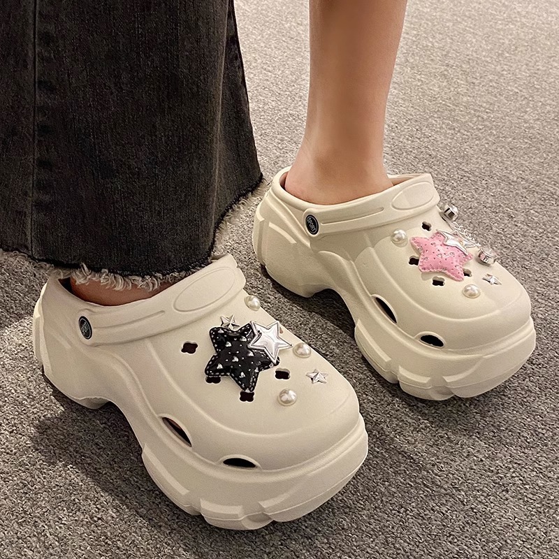 Thick-Soled Height-Increasing 7cm Five-Pointed Star Hole Shoes, Summer Fashionable Outer Wear Beach Slippers for Women, Non-Slip Slippers