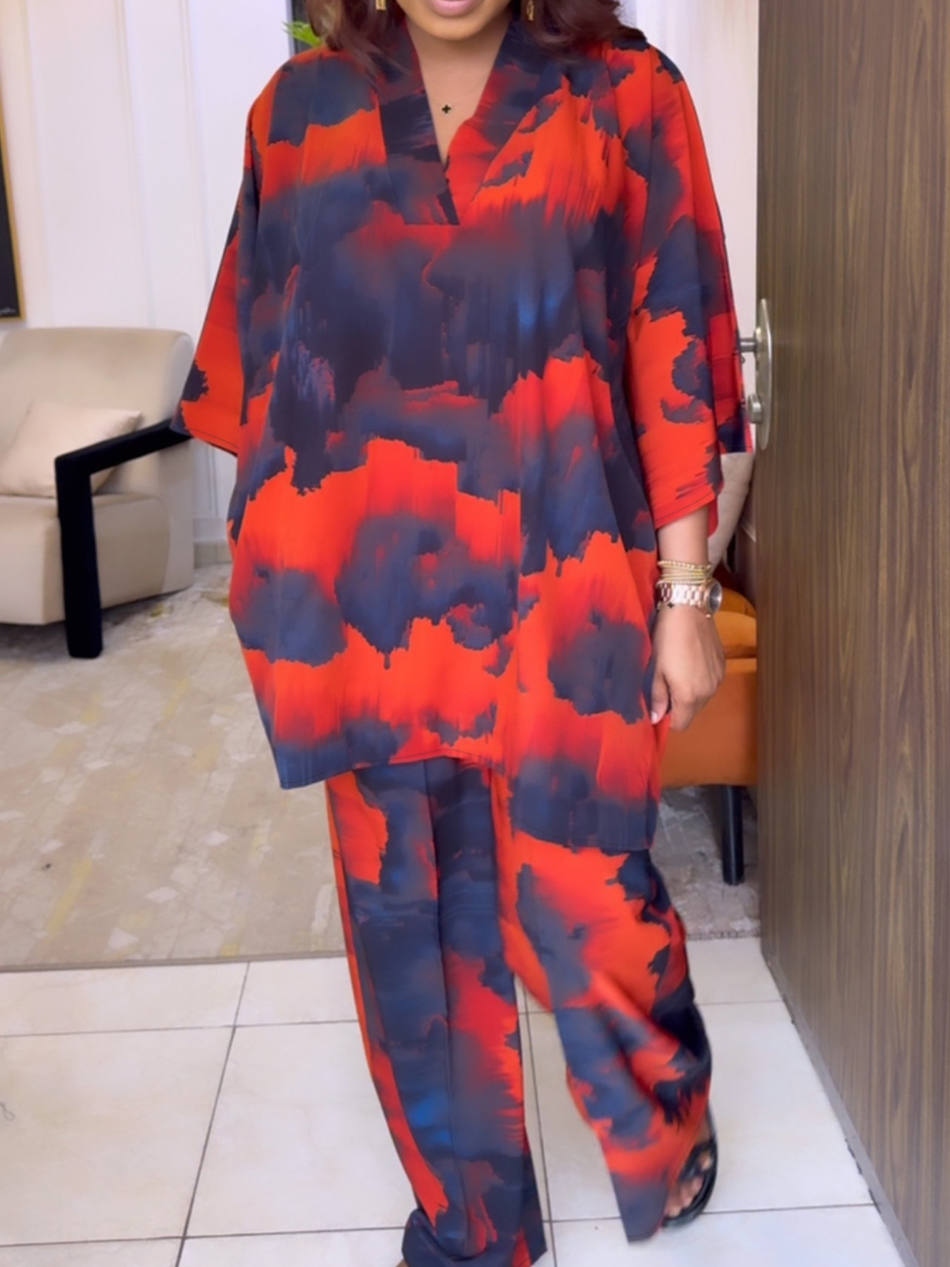 2024 Spring and Summer New European and American plus size Women's V-neck Printed Pullover Loose Casual Trousers suit