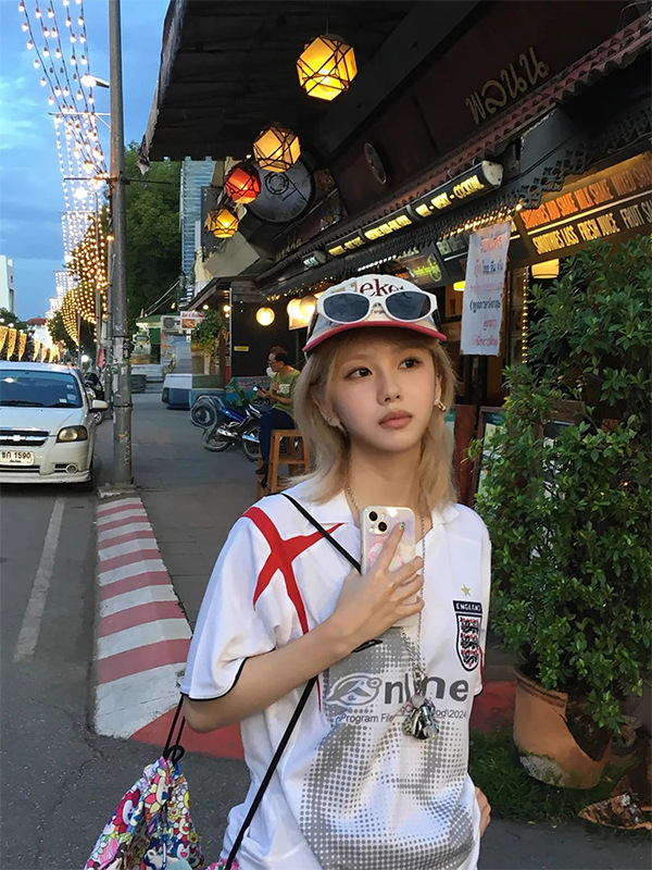 American Retro Sports T-Shirt for Women in Summer New Style Contrasting Color Splicing Jersey Style V-Neck Short-Sleeved Design Loose Top