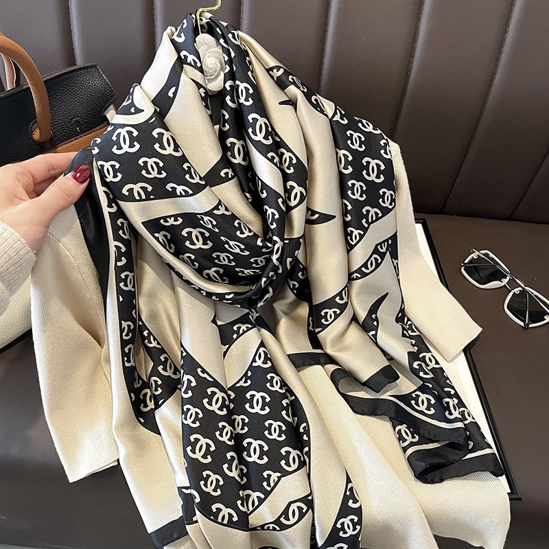 Sunscreen Scarf Women's New Silk Satin All-match Summer Sunscreen Silk Scarf Mother's Day Gift 2024 New Scarf