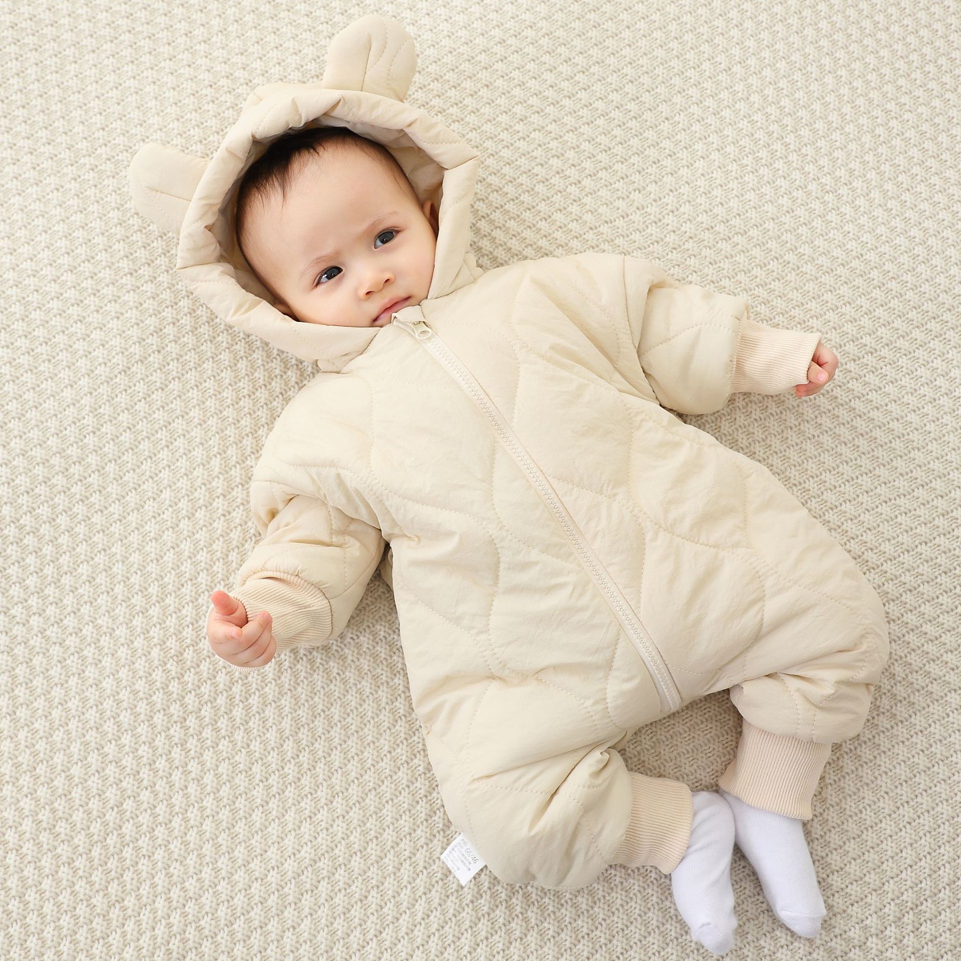 Picture of Baby's jumpsuit baby's autumn and winter clothes cotton-padded newborn climbing clothes thickened cotton-padded jacket going out to hug clothes cross-border