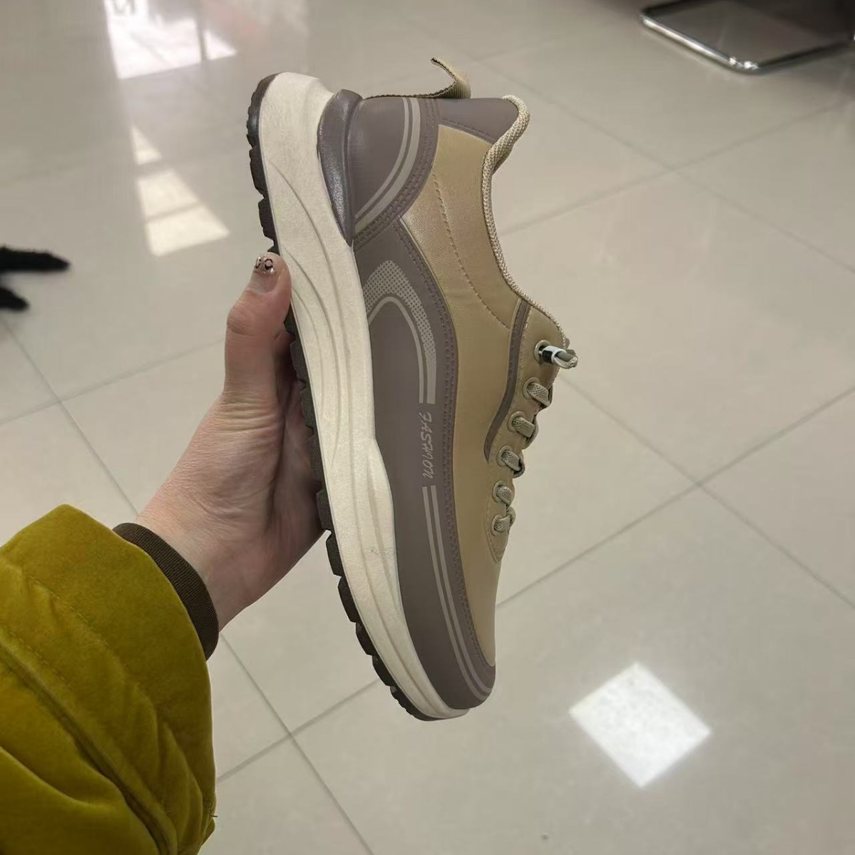 2025 Spring and Autumn New Men's Shoes Casual Sports Shoes Men's Versatile Lightweight Non-Slip Soft Sole Trendy Shoes Wholesale